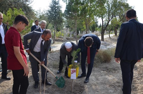 Kaymakamımız Sayın İbrahim PELİT, 19 Eylül Gaziler Günü Programı Kapsamında Merhum Gazimiz Menderes SARIDOĞAN'ı Kabri Başında Ziyaret Etti